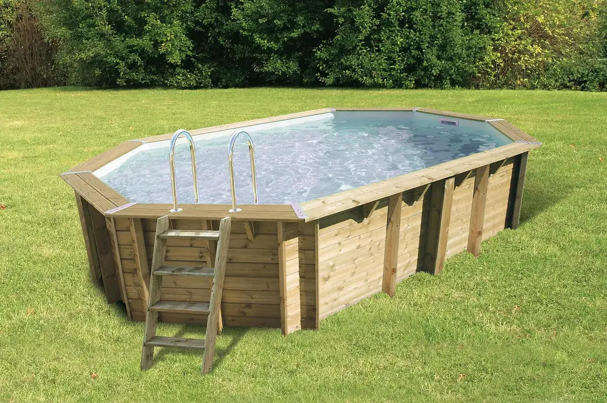 Piscine en bois octogonale